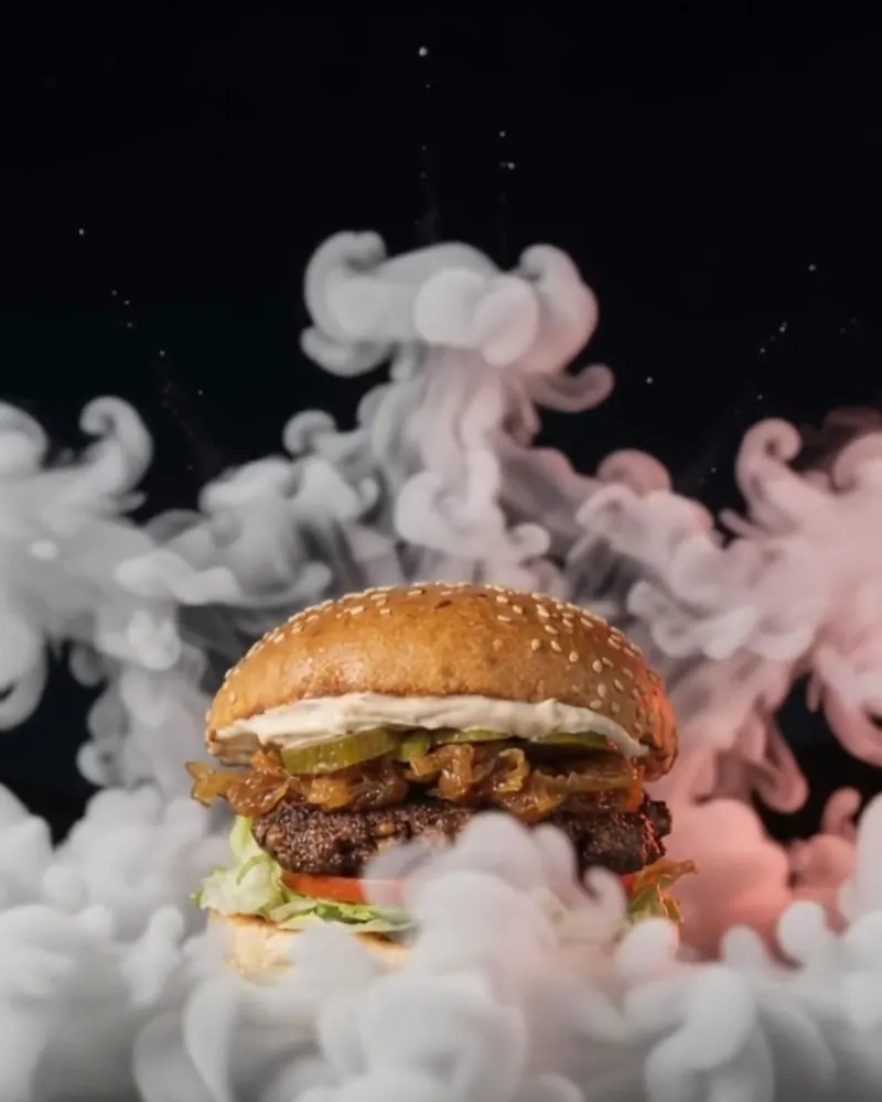 Dumanlar arasında Beytuş burger